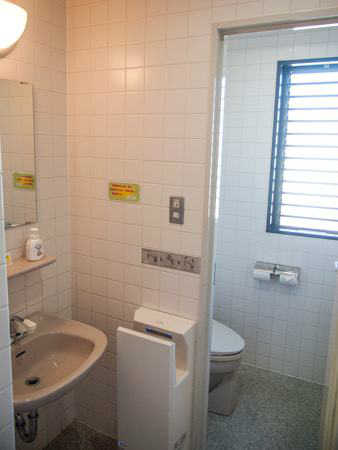 トイレ(各フロア共用…男女別)