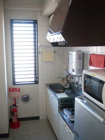 給湯室(各フロア共用)